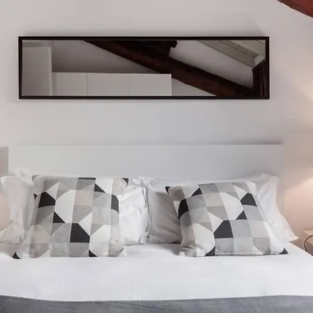 Sweet Apartment